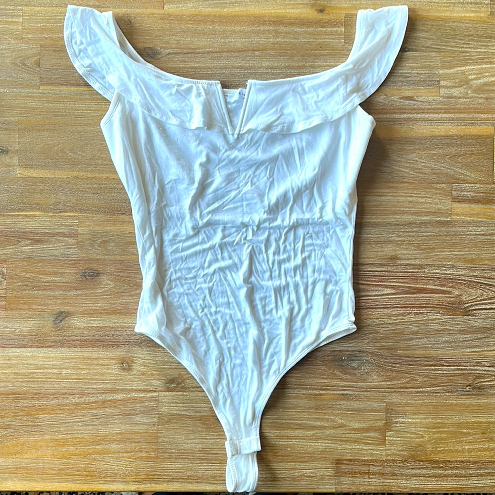 White Off-The-Shoulder Ruffle Bodysuit - size M